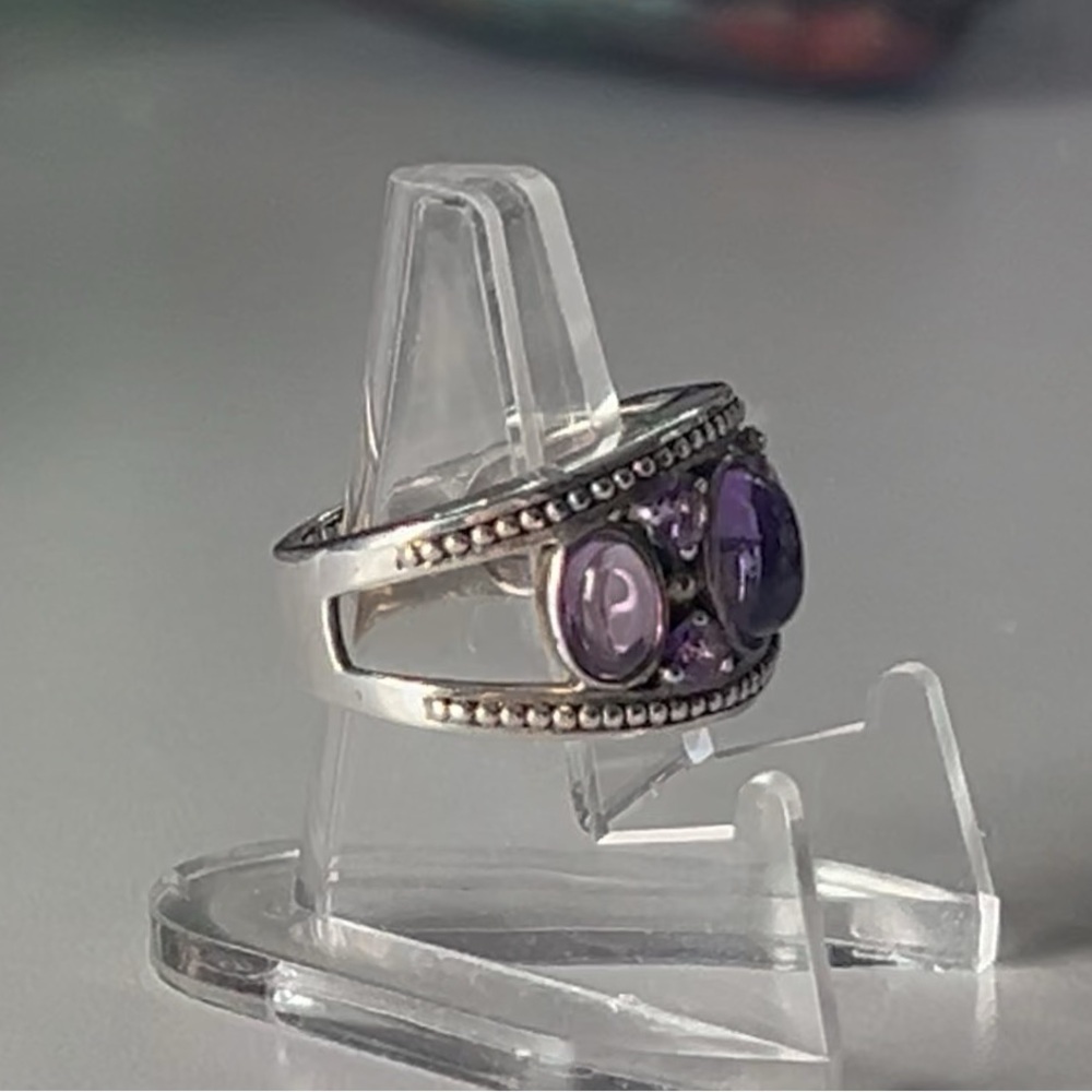 Sterling Silver Art Deco Cabochon Amethyst Ring - Picture 4 of 8